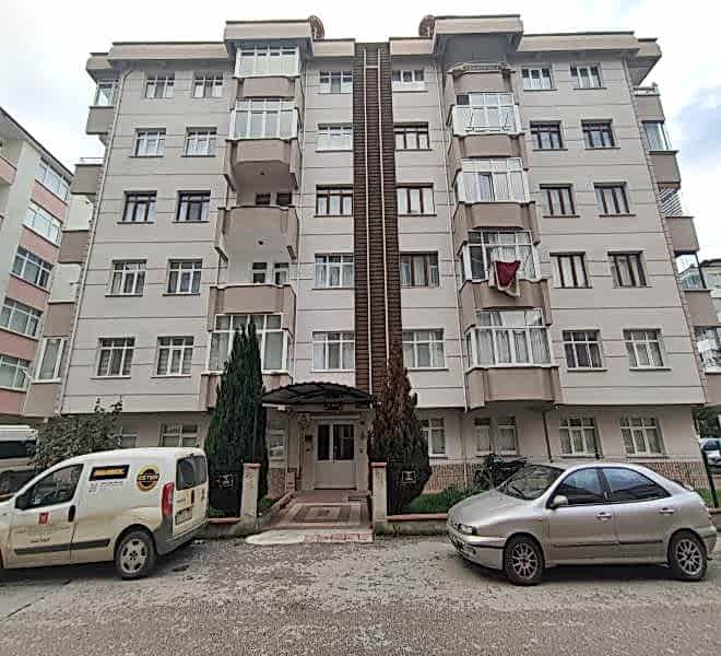 DORUK EMLAK OFİSİNDEN SALI PAZARINDA BURAK APARTMANI